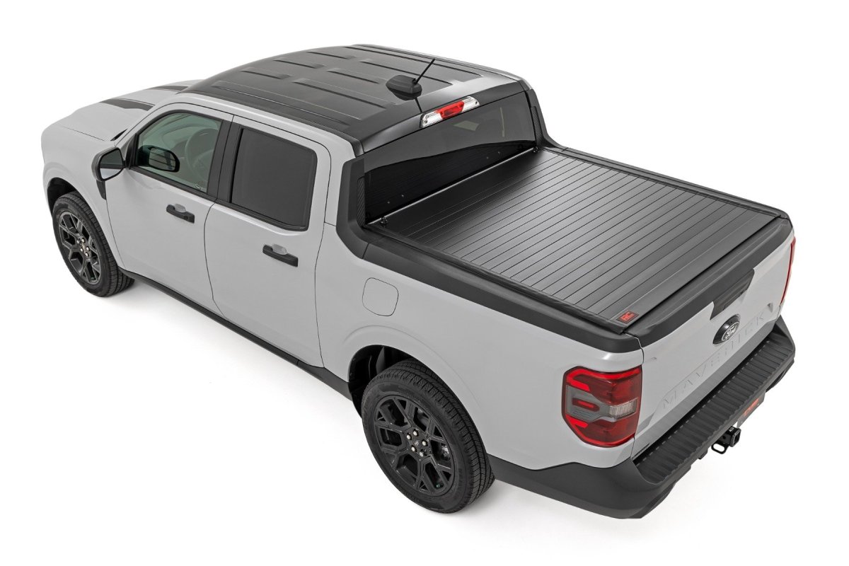 Ford Maverick Hard Roll-Up Bed Cover - Rough Country - Hard Roll-Up, Aluminum Slats, Auto-Latching, Black Powder-Coated Frame, 4'6